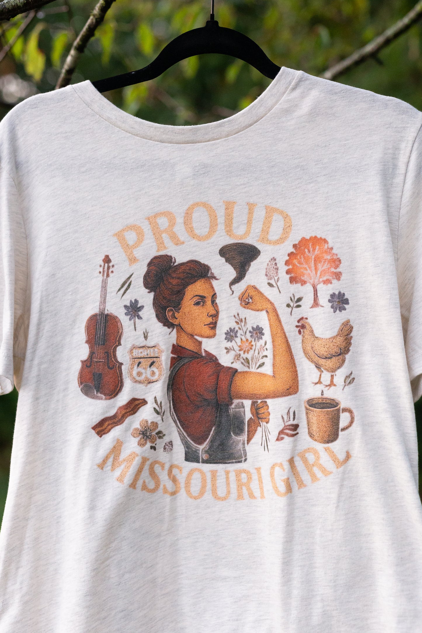 PROUD MISSOURI GIRL T SHIRT (COZY COTTAGE CORE)