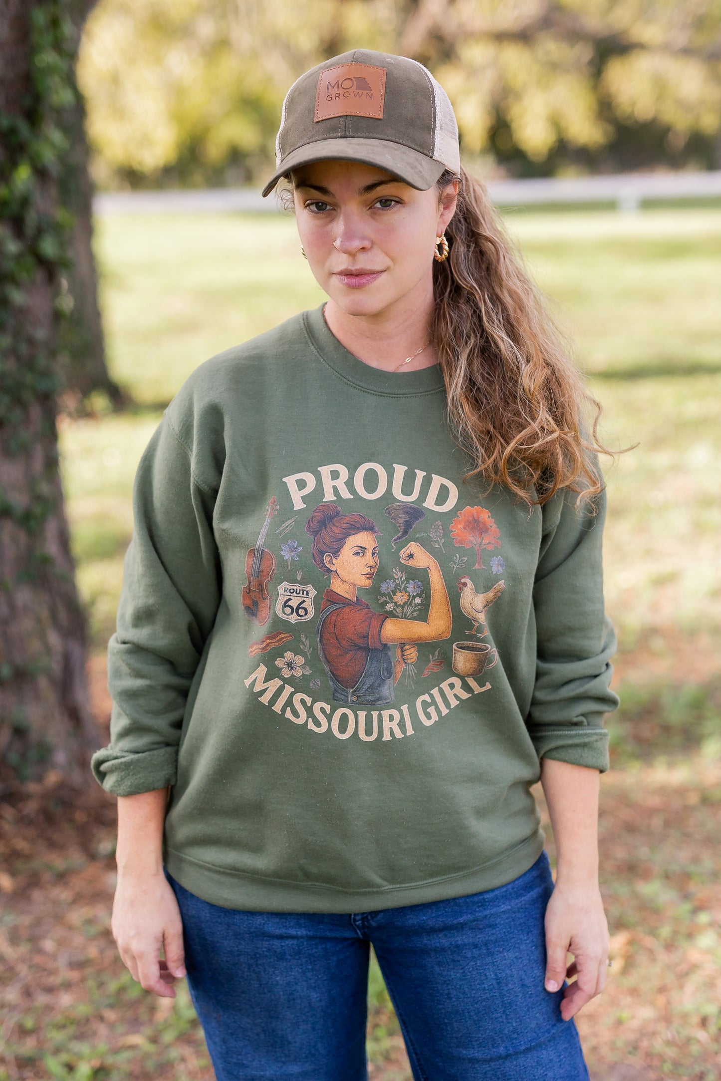 PROUD MISSOURI GIRL CREW SWEATSHIRT
