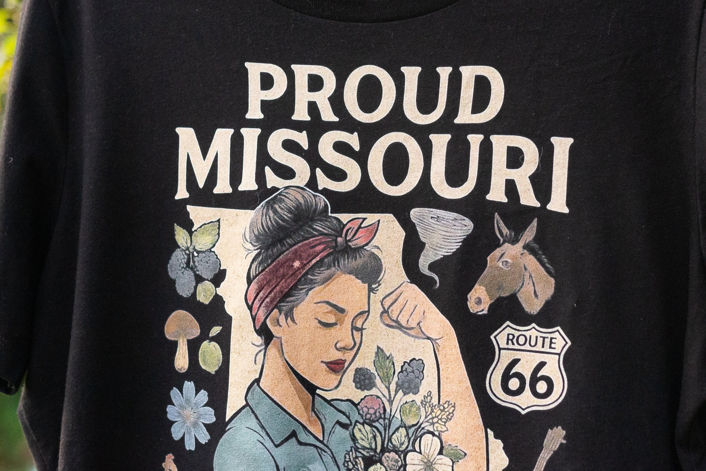 PROUD MISSOURI GIRL IN BLACK (Rosie the Riveter)